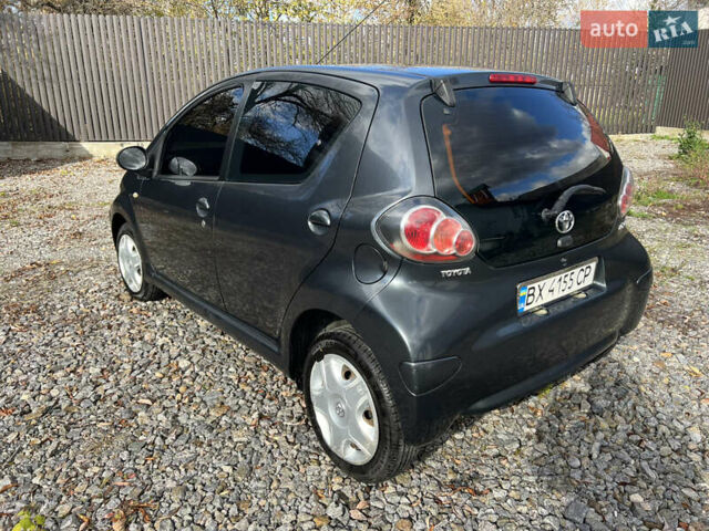 Тойота Айго 2010 в Новоднестровск на Automoto.ua Серый Тойота Айго, объемом двигателя 1 л и пробегом 171 тыс. км за 4200 $, фото 1 на Automoto.ua