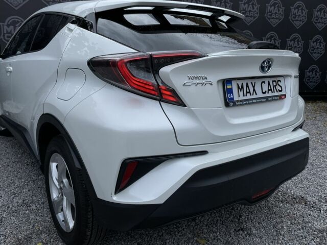 Білий Тойота C-HR, об'ємом двигуна 1.8 л та пробігом 70 тис. км за 22500 $, фото 4 на Automoto.ua