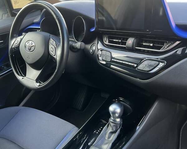 Белый Тойота C-HR, объемом двигателя 1.2 л и пробегом 168 тыс. км за 16900 $, фото 34 на Automoto.ua