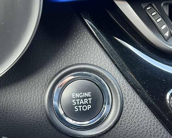 Белый Тойота C-HR, объемом двигателя 1.2 л и пробегом 168 тыс. км за 16900 $, фото 22 на Automoto.ua