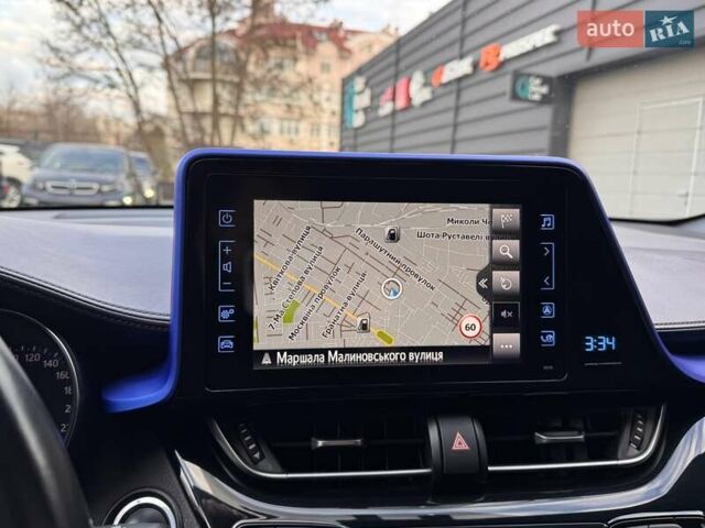 Белый Тойота C-HR, объемом двигателя 1.2 л и пробегом 168 тыс. км за 16900 $, фото 21 на Automoto.ua