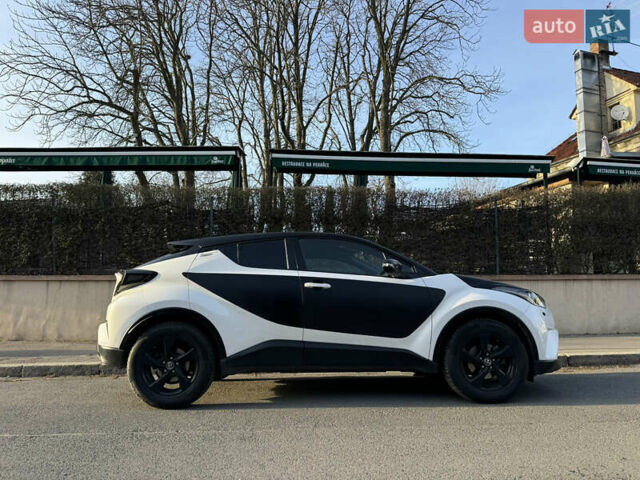 Білий Тойота C-HR, об'ємом двигуна 1.99 л та пробігом 80 тис. км за 21662 $, фото 3 на Automoto.ua