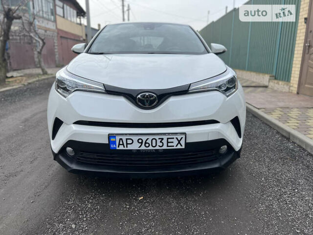 Білий Тойота C-HR, об'ємом двигуна 2 л та пробігом 47 тис. км за 19900 $, фото 2 на Automoto.ua