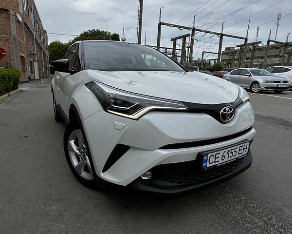 Білий Тойота C-HR, об'ємом двигуна 1.2 л та пробігом 108 тис. км за 20500 $, фото 1 на Automoto.ua