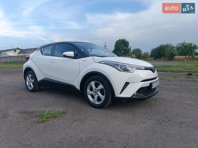 Білий Тойота C-HR, об'ємом двигуна 1.8 л та пробігом 98 тис. км за 19950 $, фото 4 на Automoto.ua