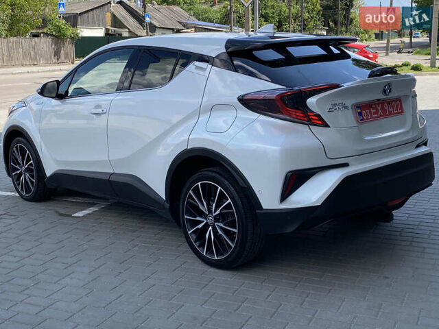 Белый Тойота C-HR, объемом двигателя 1.8 л и пробегом 130 тыс. км за 22300 $, фото 8 на Automoto.ua
