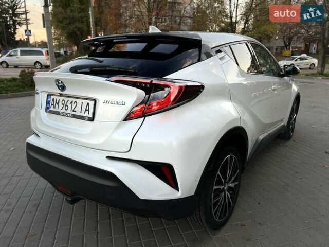 Білий Тойота C-HR, об'ємом двигуна 0 л та пробігом 133 тис. км за 22300 $, фото 12 на Automoto.ua