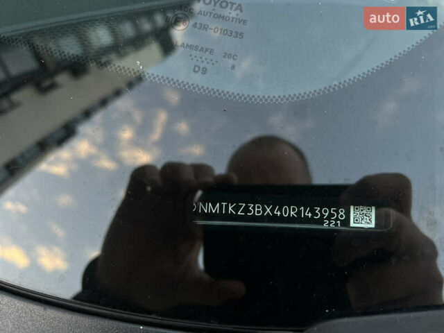 Білий Тойота C-HR, об'ємом двигуна 0 л та пробігом 133 тис. км за 22300 $, фото 15 на Automoto.ua