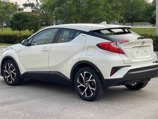 Білий Тойота C-HR, об'ємом двигуна 2 л та пробігом 80 тис. км за 14500 $, фото 2 на Automoto.ua