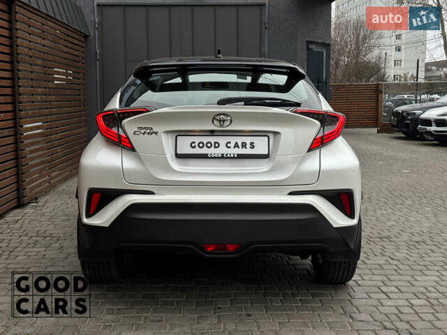 Білий Тойота C-HR, об'ємом двигуна 1.99 л та пробігом 64 тис. км за 25000 $, фото 5 на Automoto.ua