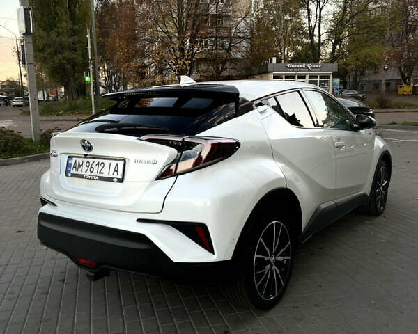 Білий Тойота C-HR, об'ємом двигуна 0 л та пробігом 133 тис. км за 22300 $, фото 10 на Automoto.ua