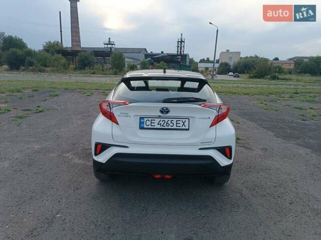 Білий Тойота C-HR, об'ємом двигуна 1.8 л та пробігом 98 тис. км за 19950 $, фото 7 на Automoto.ua
