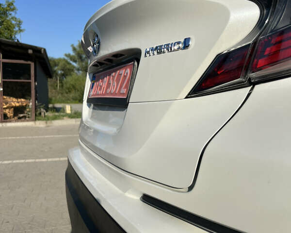 Білий Тойота C-HR, об'ємом двигуна 1.8 л та пробігом 144 тис. км за 21900 $, фото 34 на Automoto.ua
