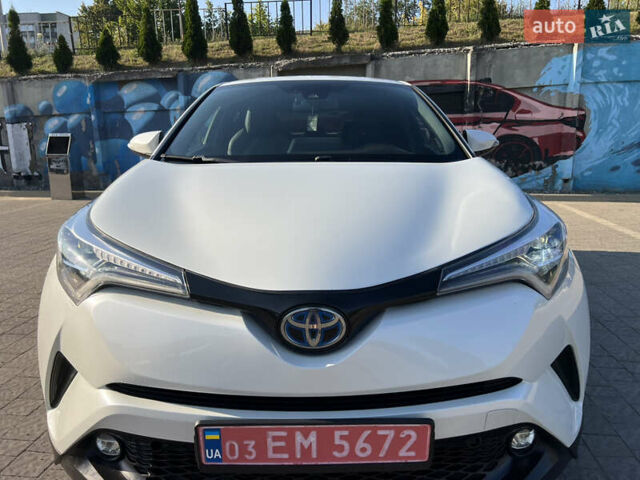 Білий Тойота C-HR, об'ємом двигуна 1.8 л та пробігом 144 тис. км за 21900 $, фото 23 на Automoto.ua