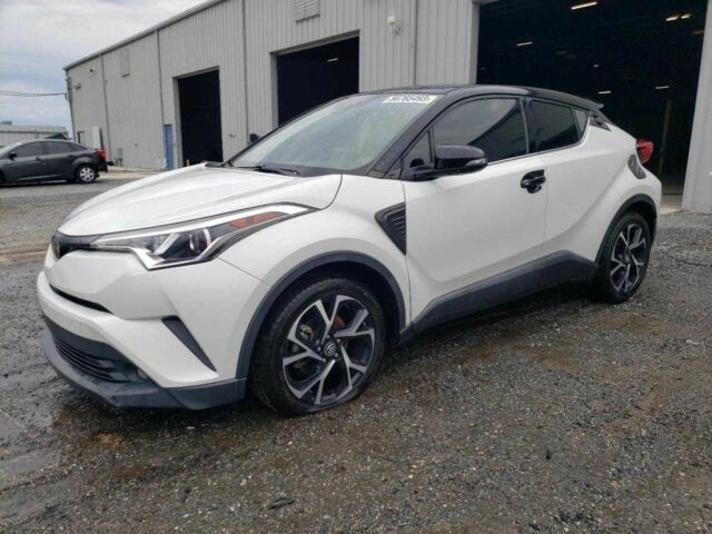 Белый Тойота C-HR, объемом двигателя 2 л и пробегом 41 тыс. км за 5700 $, фото 1 на Automoto.ua