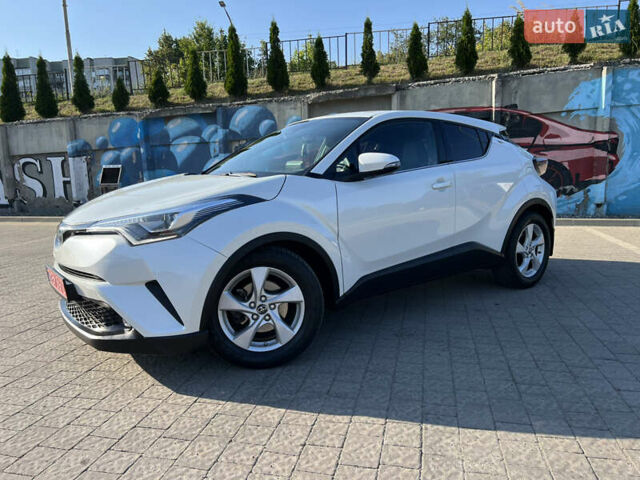 Білий Тойота C-HR, об'ємом двигуна 1.8 л та пробігом 144 тис. км за 21900 $, фото 5 на Automoto.ua