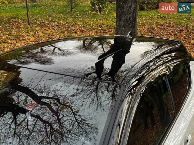 Белый Тойота C-HR, объемом двигателя 1.8 л и пробегом 79 тыс. км за 26290 $, фото 33 на Automoto.ua