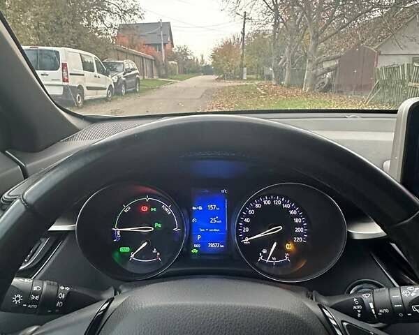 Тойота C-HR 2019 в Киеве на Automoto.ua Белый Тойота C-HR, объемом двигателя 1.8 л и пробегом 79 тыс. км за 25800 $, фото 39 на Automoto.ua