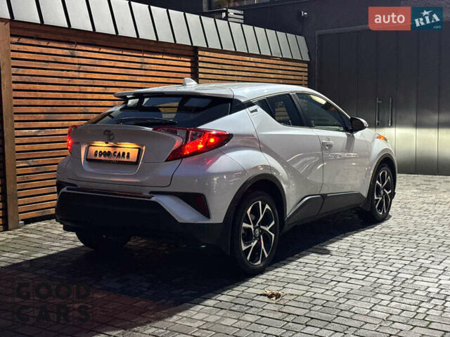 Белый Тойота C-HR, объемом двигателя 2 л и пробегом 46 тыс. км за 22000 $, фото 6 на Automoto.ua