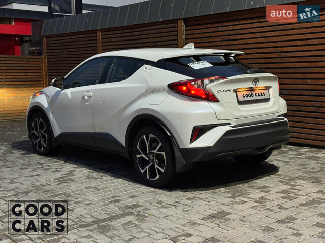 Белый Тойота C-HR, объемом двигателя 2 л и пробегом 46 тыс. км за 22000 $, фото 4 на Automoto.ua