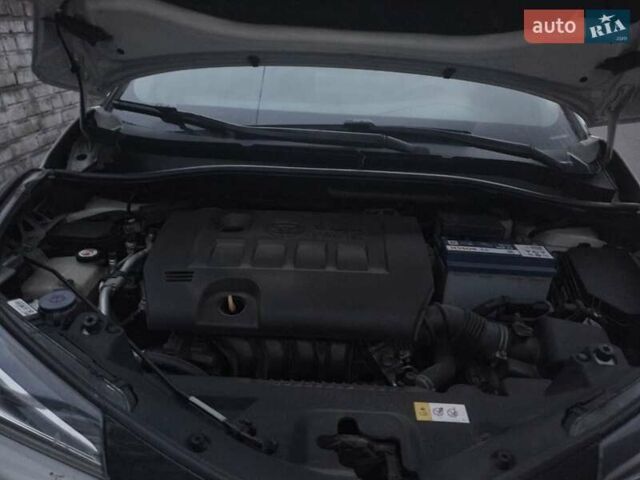 Білий Тойота C-HR, об'ємом двигуна 1.99 л та пробігом 176 тис. км за 22000 $, фото 7 на Automoto.ua