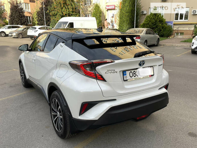 Білий Тойота C-HR, об'ємом двигуна 1.8 л та пробігом 54 тис. км за 27200 $, фото 15 на Automoto.ua