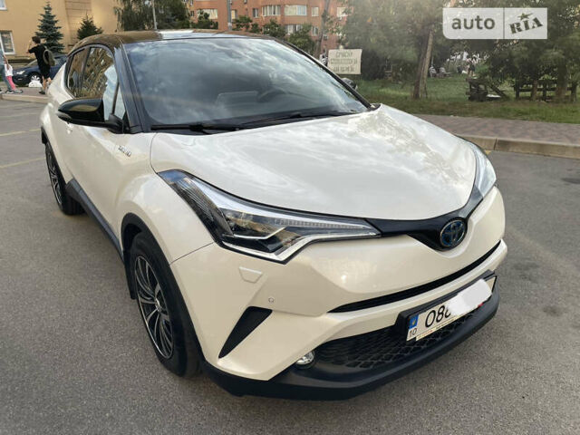 Білий Тойота C-HR, об'ємом двигуна 1.8 л та пробігом 54 тис. км за 27200 $, фото 7 на Automoto.ua