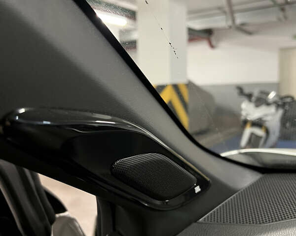 Белый Тойота C-HR, объемом двигателя 1.8 л и пробегом 89 тыс. км за 28500 $, фото 20 на Automoto.ua