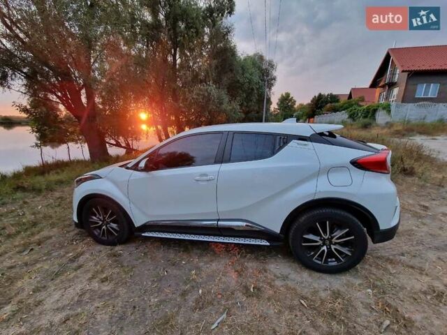 Білий Тойота C-HR, об'ємом двигуна 1.99 л та пробігом 176 тис. км за 22000 $, фото 26 на Automoto.ua