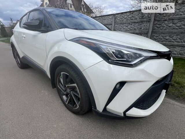 Белый Тойота C-HR, объемом двигателя 2 л и пробегом 30 тыс. км за 20500 $, фото 10 на Automoto.ua