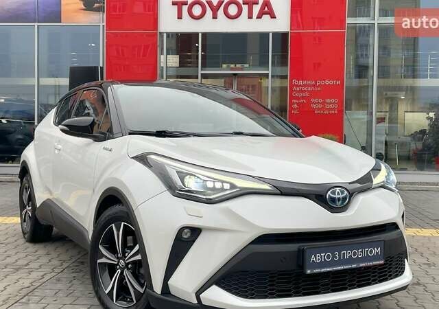 Белый Тойота C-HR, объемом двигателя 1.99 л и пробегом 64 тыс. км за 27507 $, фото 24 на Automoto.ua