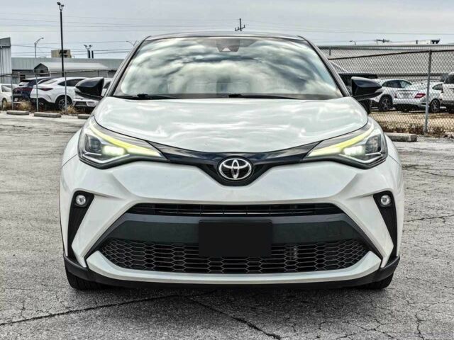 Білий Тойота C-HR, об'ємом двигуна 2 л та пробігом 46 тис. км за 9000 $, фото 1 на Automoto.ua