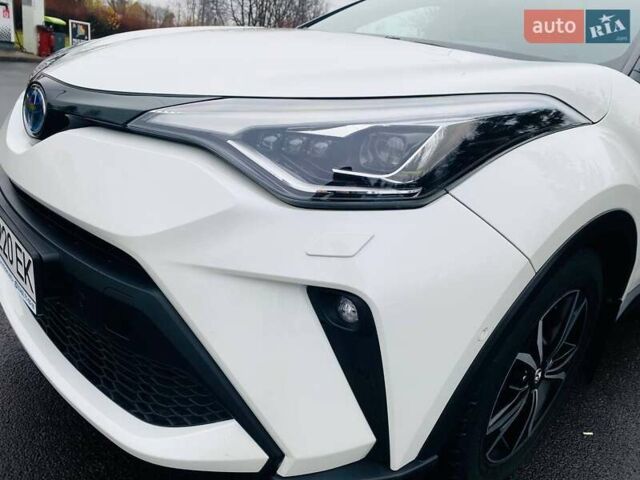 Белый Тойота C-HR, объемом двигателя 1.99 л и пробегом 91 тыс. км за 26350 $, фото 13 на Automoto.ua