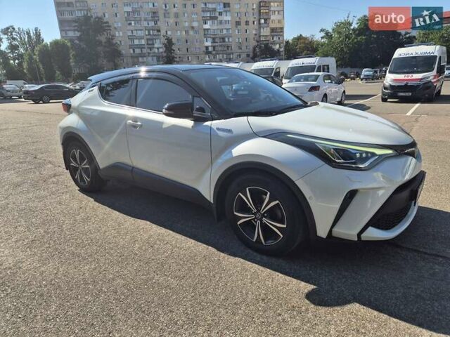 Белый Тойота C-HR, объемом двигателя 1.99 л и пробегом 52 тыс. км за 29400 $, фото 11 на Automoto.ua