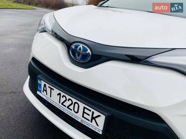Белый Тойота C-HR, объемом двигателя 1.99 л и пробегом 91 тыс. км за 26350 $, фото 14 на Automoto.ua