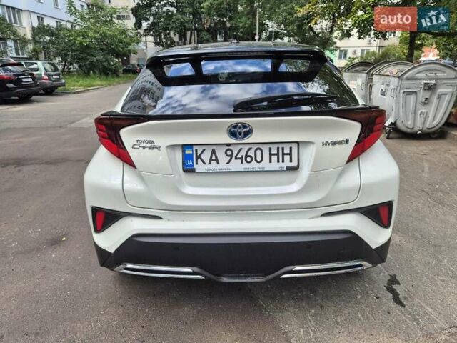 Белый Тойота C-HR, объемом двигателя 1.99 л и пробегом 55 тыс. км за 28400 $, фото 7 на Automoto.ua