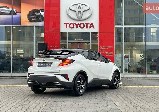 Белый Тойота C-HR, объемом двигателя 1.99 л и пробегом 64 тыс. км за 27507 $, фото 15 на Automoto.ua