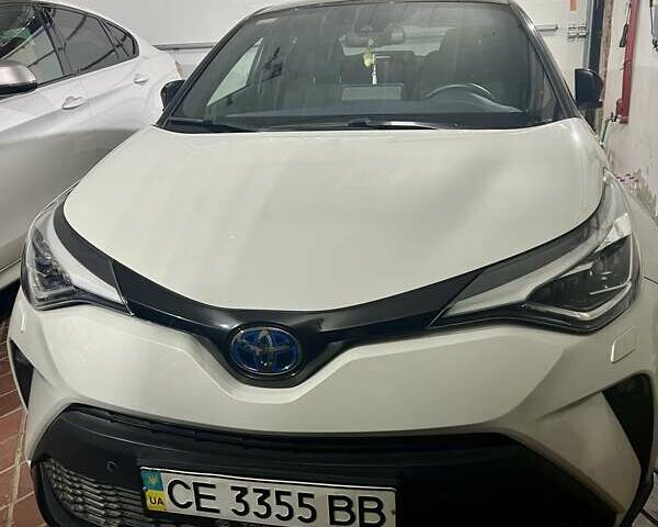 Белый Тойота C-HR, объемом двигателя 1.99 л и пробегом 14 тыс. км за 33775 $, фото 19 на Automoto.ua