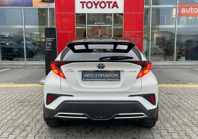Белый Тойота C-HR, объемом двигателя 1.99 л и пробегом 64 тыс. км за 27507 $, фото 18 на Automoto.ua