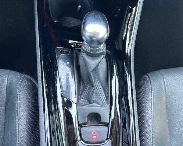 Білий Тойота C-HR, об'ємом двигуна 2 л та пробігом 57 тис. км за 6300 $, фото 15 на Automoto.ua