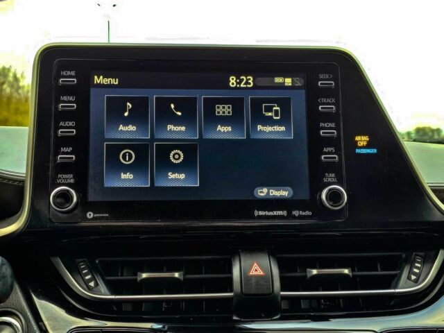 Білий Тойота C-HR, об'ємом двигуна 2 л та пробігом 46 тис. км за 9000 $, фото 6 на Automoto.ua