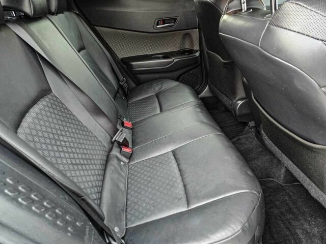 Білий Тойота C-HR, об'ємом двигуна 2 л та пробігом 46 тис. км за 9000 $, фото 7 на Automoto.ua