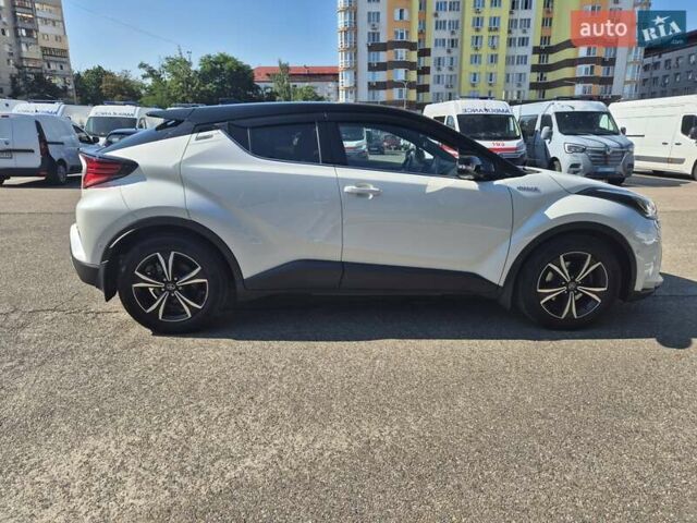 Белый Тойота C-HR, объемом двигателя 1.99 л и пробегом 52 тыс. км за 29400 $, фото 10 на Automoto.ua