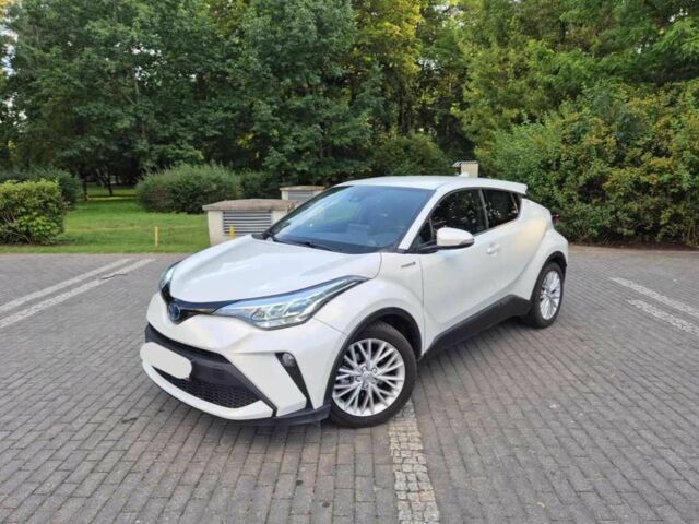 Белый Тойота C-HR, объемом двигателя 0 л и пробегом 50 тыс. км за 17000 $, фото 7 на Automoto.ua