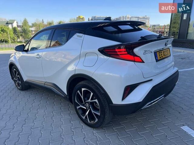 Белый Тойота C-HR, объемом двигателя 1.99 л и пробегом 27 тыс. км за 27500 $, фото 22 на Automoto.ua