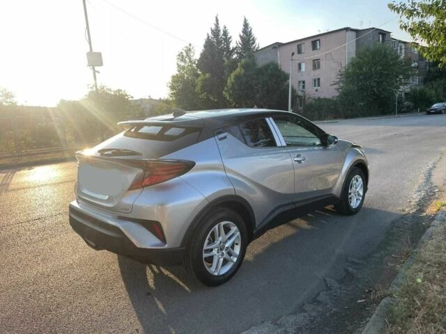 Белый Тойота C-HR, объемом двигателя 1.2 л и пробегом 100 тыс. км за 9100 $, фото 3 на Automoto.ua