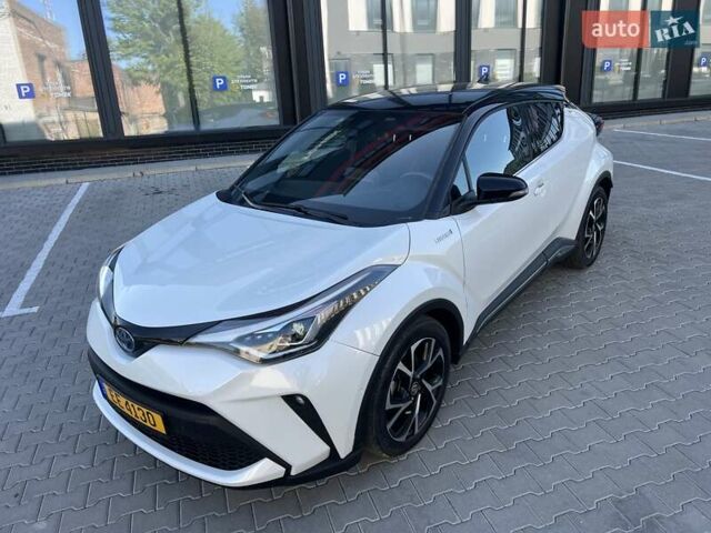 Белый Тойота C-HR, объемом двигателя 1.99 л и пробегом 27 тыс. км за 27500 $, фото 6 на Automoto.ua