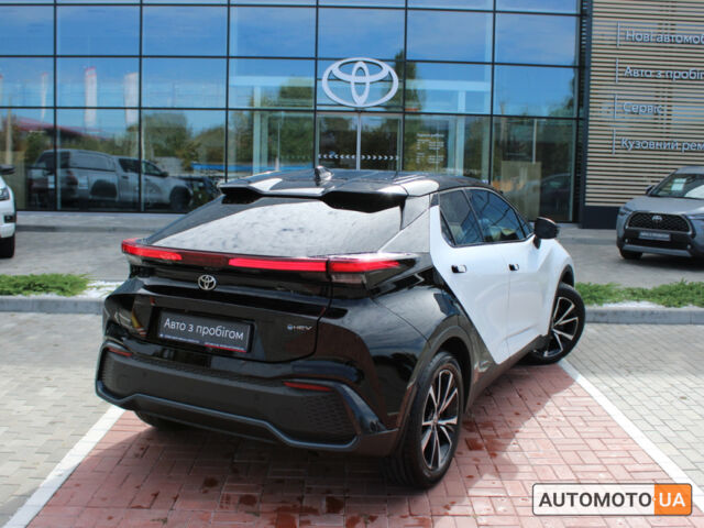 Белый Тойота C-HR, объемом двигателя 2 л и пробегом 18 тыс. км за 43173 $, фото 8 на Automoto.ua