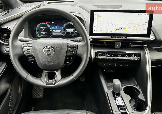 Білий Тойота C-HR, об'ємом двигуна 1.99 л та пробігом 17 тис. км за 43110 $, фото 11 на Automoto.ua