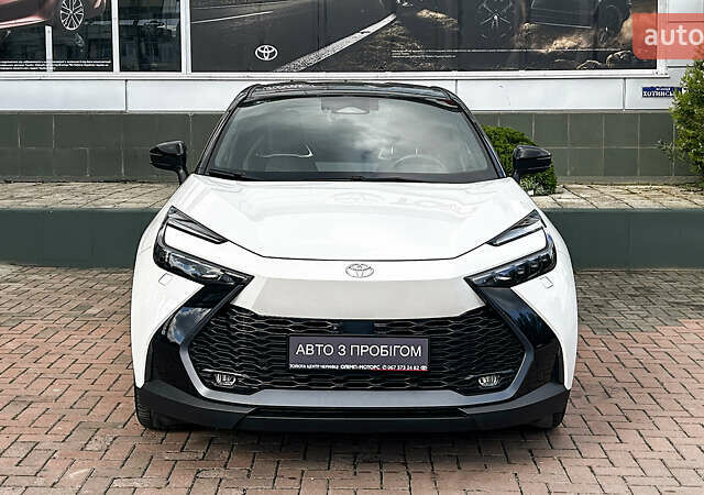 Білий Тойота C-HR, об'ємом двигуна 1.99 л та пробігом 17 тис. км за 43110 $, фото 1 на Automoto.ua